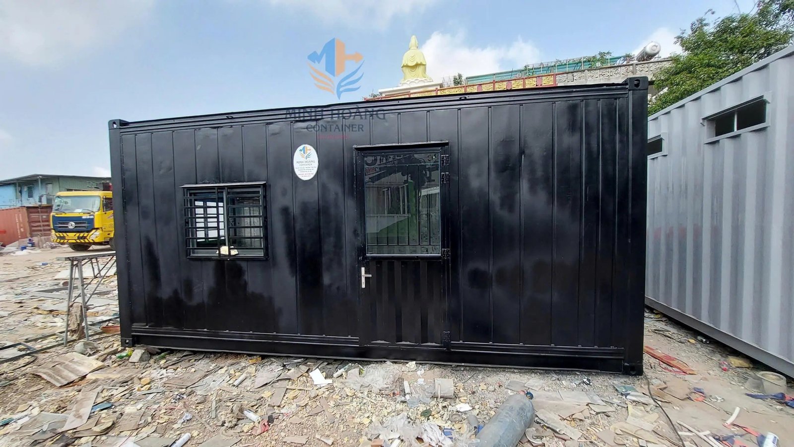 Container Văn Phòng 20 Feet Đen Có Toilet
